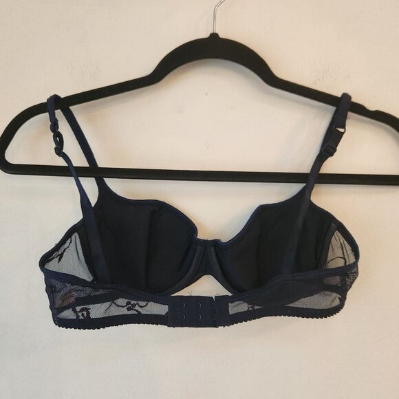 Vintage Lace Bra Navy Blue Embroidered Floral Lingerie Annette Size 34B - Picture 2 of 7